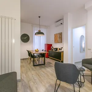 Apartment Borgo Vittorio 20 Vatican, Rome